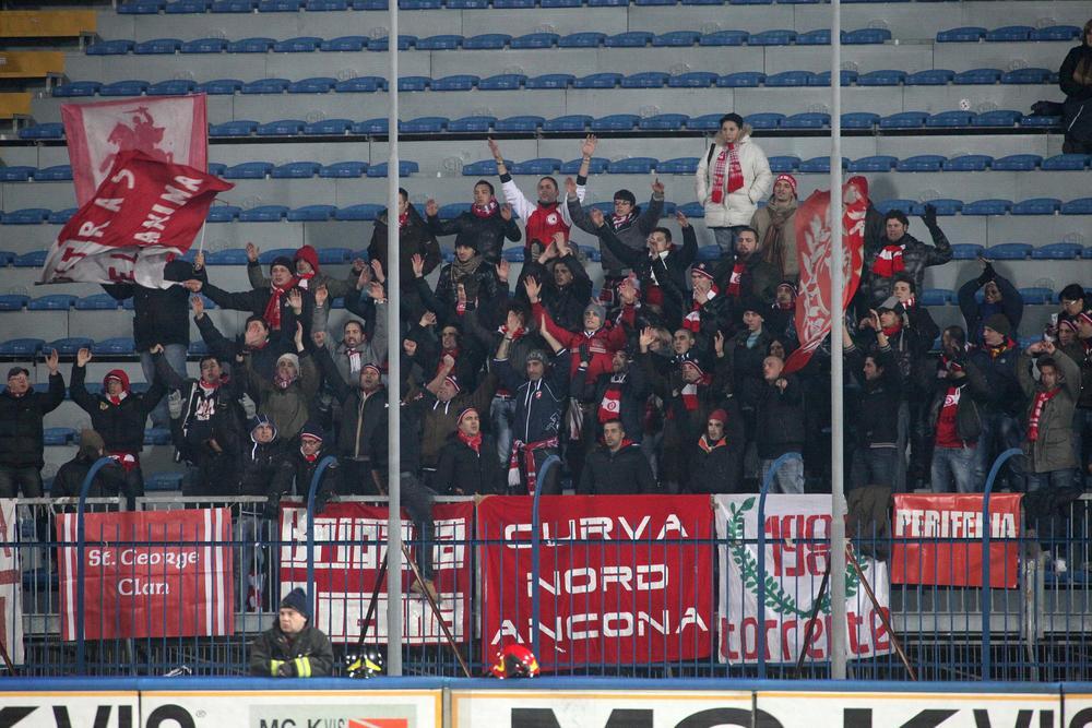 Ancona-Maceratese 4-0, la diretta della partita