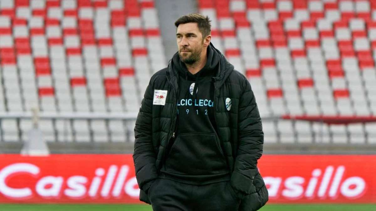 "Reggina, credici".  Bonazzoli presenta il derby con il Messina: "Il tifo amaranto è un valore aggiunto"