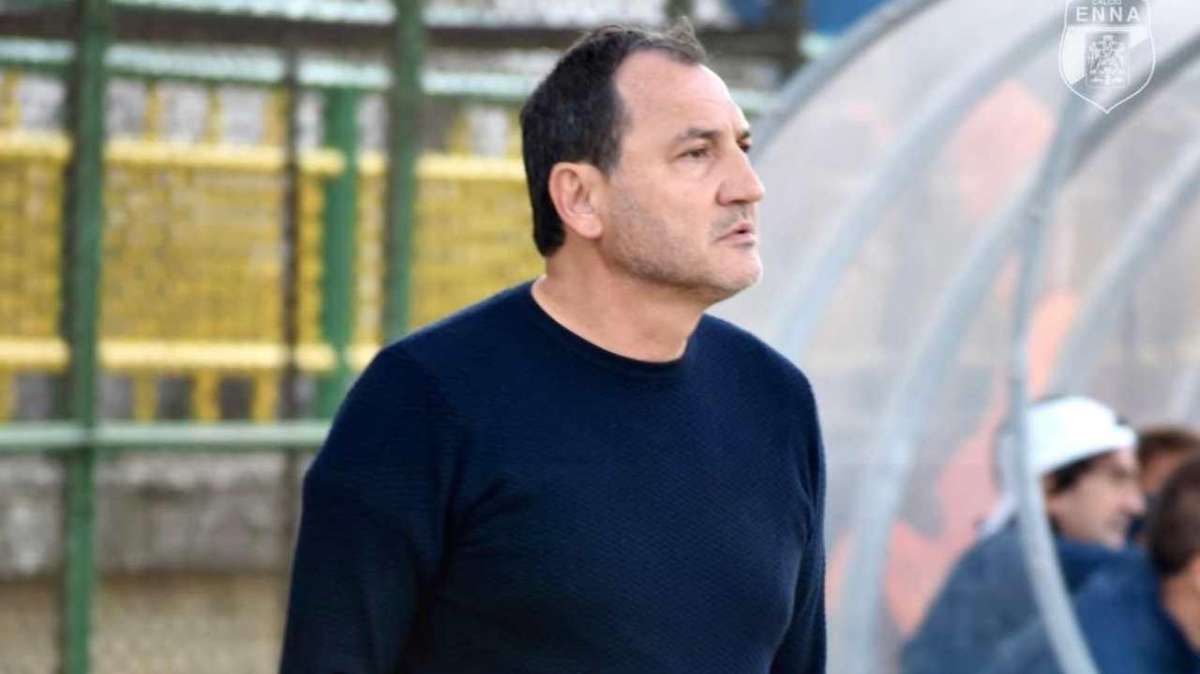 Enna, Passiatore: "Mercato? Il miglior acquisto è il gruppo. Girone I? Occhio alla Reggina"