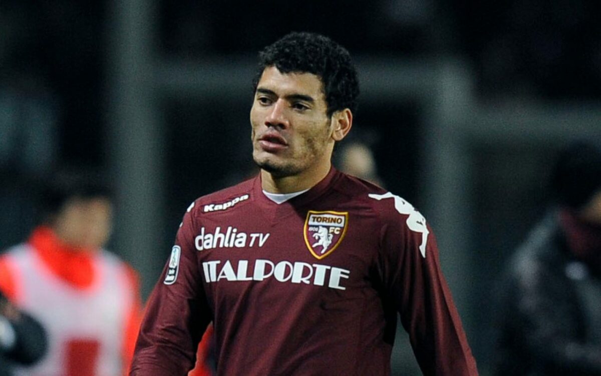 Gabionetta con la maglia del Torino nella stagione 10/11