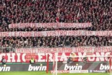 Bayern striscione centenario Samb