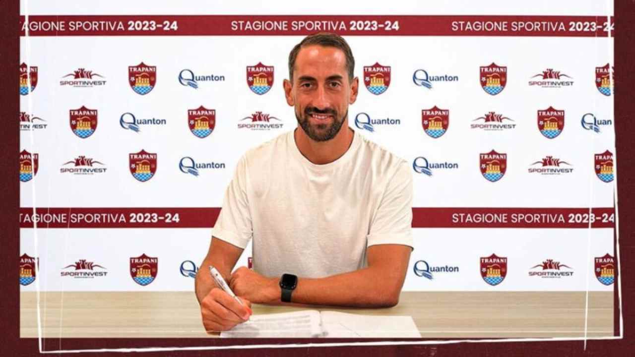 https://www.seried24.com/wp-content/uploads/2024/12/andrea-cocco-2.jpg