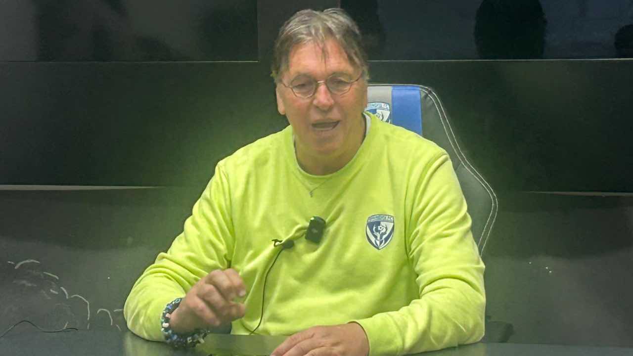 https://www.seried24.com/wp-content/uploads/2025/01/brindisi-ragno-conferenza.jpg