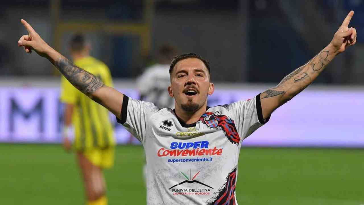 https://www.seried24.com/wp-content/uploads/2025/02/chirico-2-credits-catania-fc.jpg