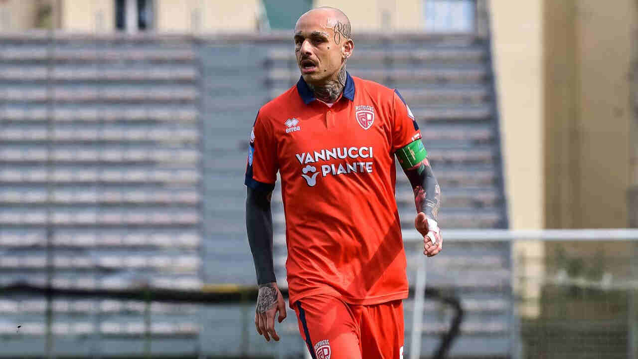 https://www.seried24.com/wp-content/uploads/2025/06/Francesco-Bertolo-pistoiese-copertina.jpg