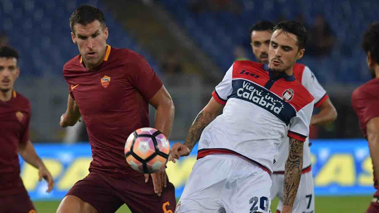 https://www.seried24.com/wp-content/uploads/2025/06/salzano-fasano.jpg