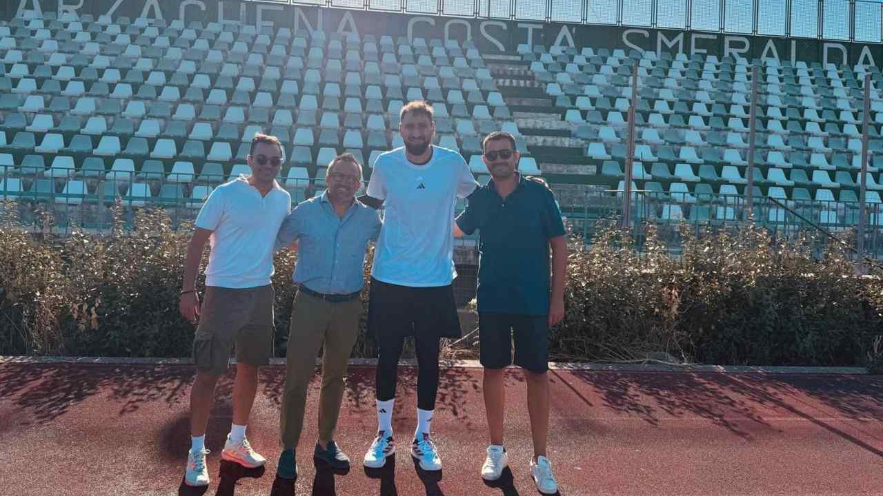 https://www.seried24.com/wp-content/uploads/2025/07/Donnarumma-Arzachena.jpg