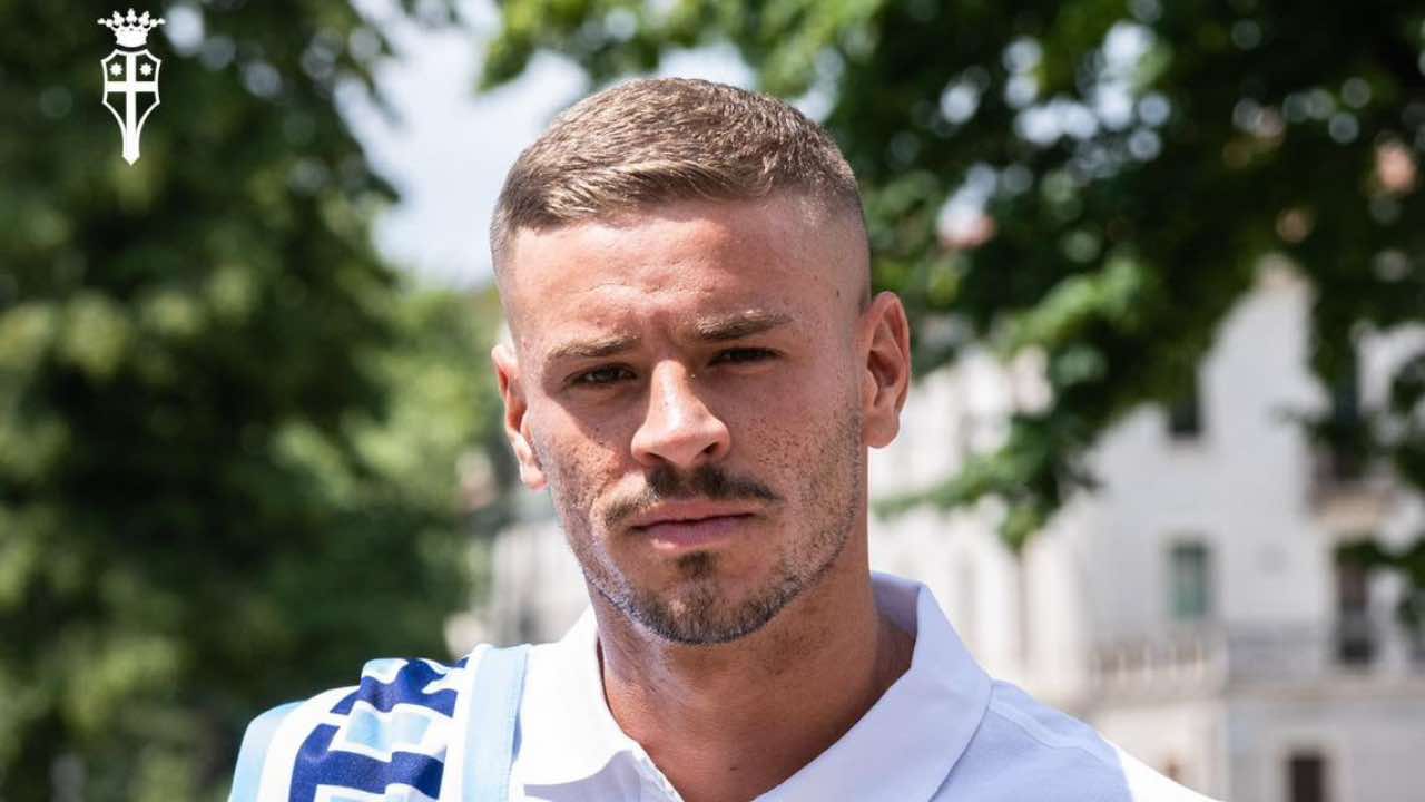 https://www.seried24.com/wp-content/uploads/2025/07/Matteo-Salvi.jpg