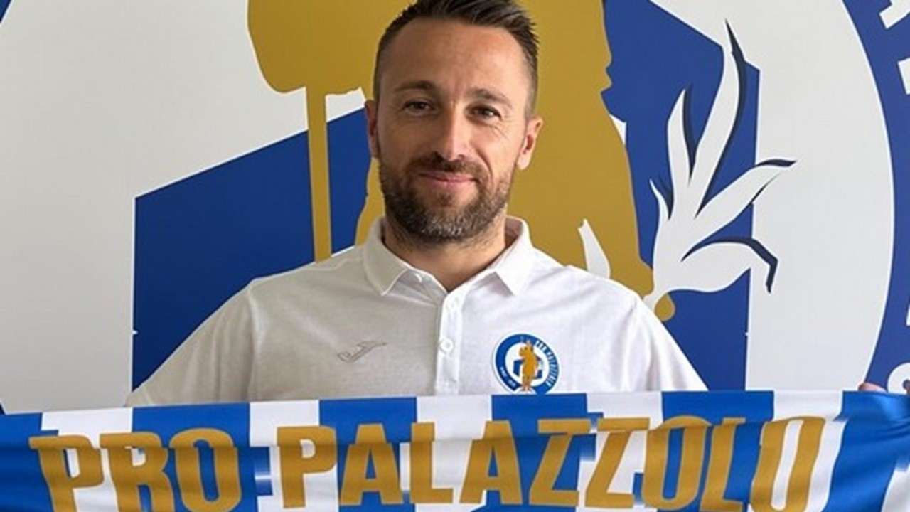 https://www.seried24.com/wp-content/uploads/2025/07/Roberto-Floriano-Pro-Palazzolo.jpg