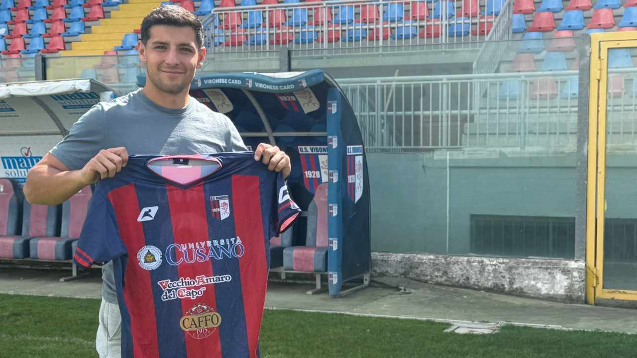 https://www.seried24.com/wp-content/uploads/2025/07/Vibonese-Marsico.jpg