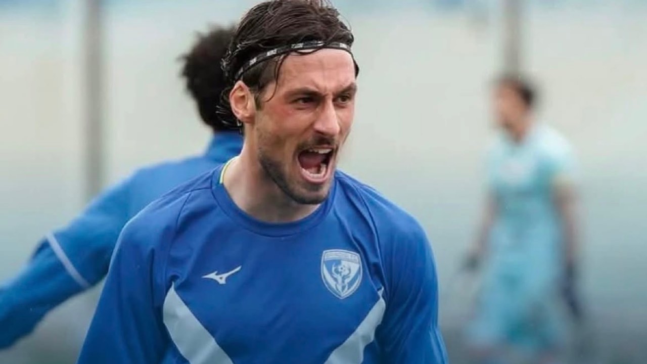 https://www.seried24.com/wp-content/uploads/2025/07/viti-gravina-copertina.jpg