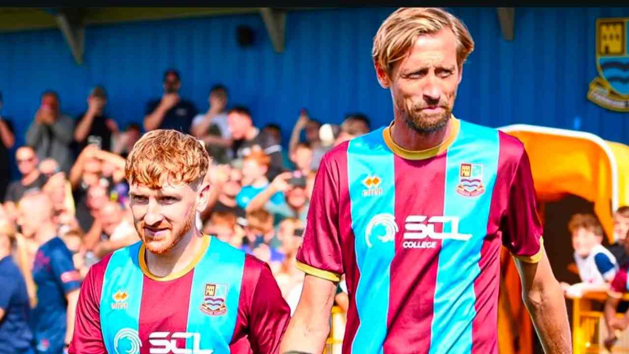 https://www.seried24.com/wp-content/uploads/2025/09/crouch-farnham.jpg