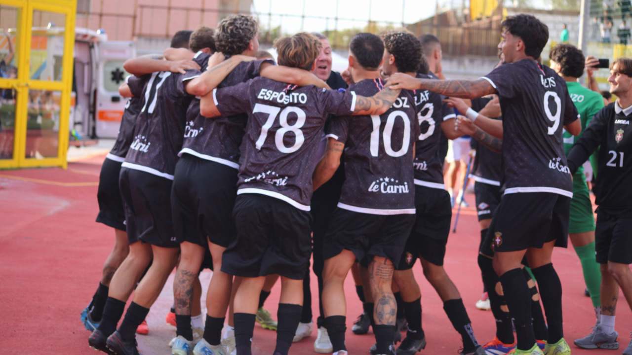 https://www.seried24.com/wp-content/uploads/2025/10/Savoia-1.jpg