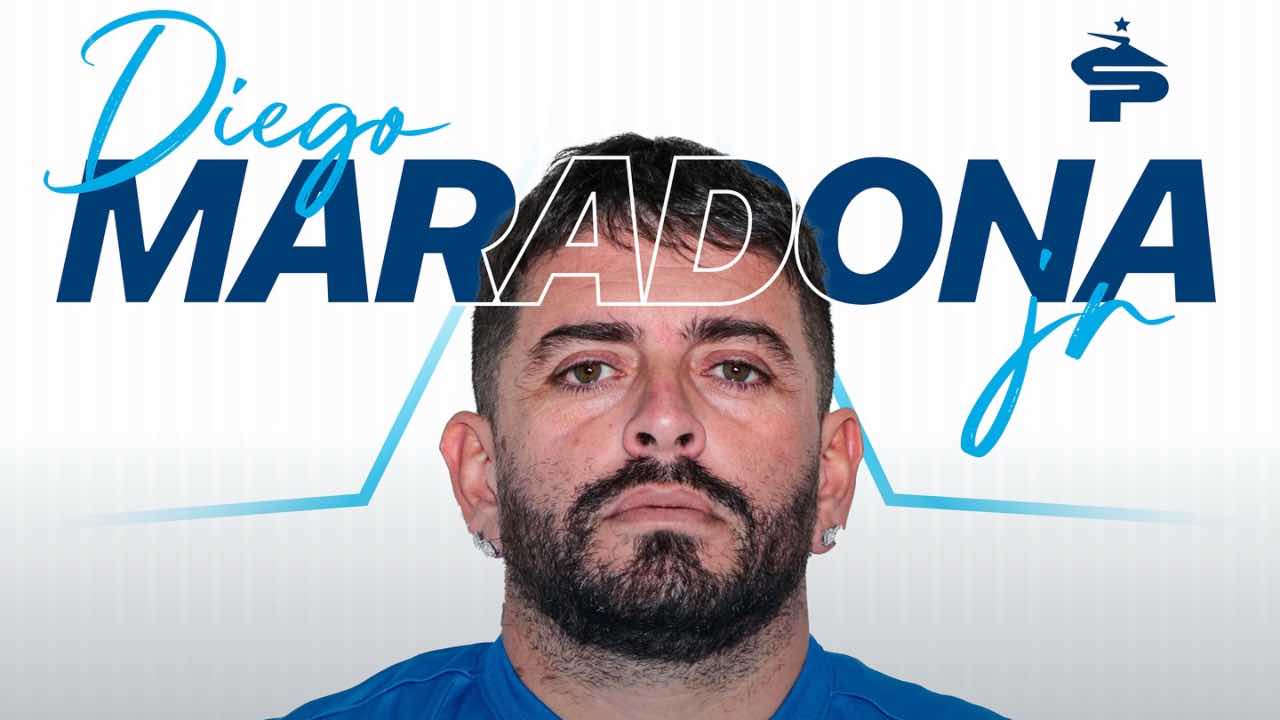 https://www.seried24.com/wp-content/uploads/2025/11/Diego-Maradona-Portici.jpg