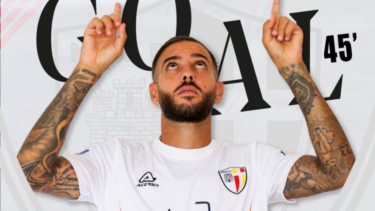 Marco Palermo esulta per la prima rete con la Nissa